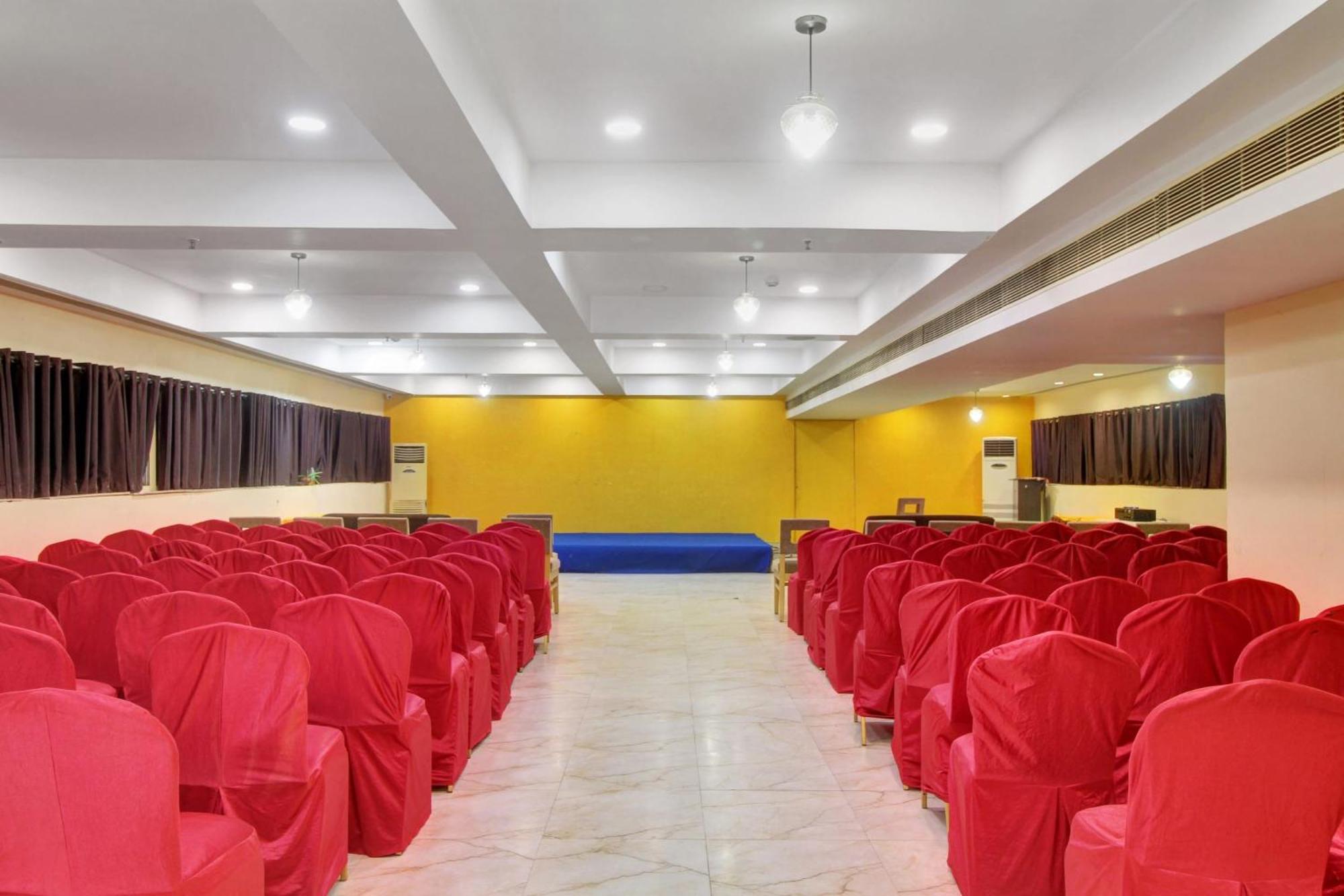 Hotel Townhouse The Grand Plaza Hyderabad Esterno foto
