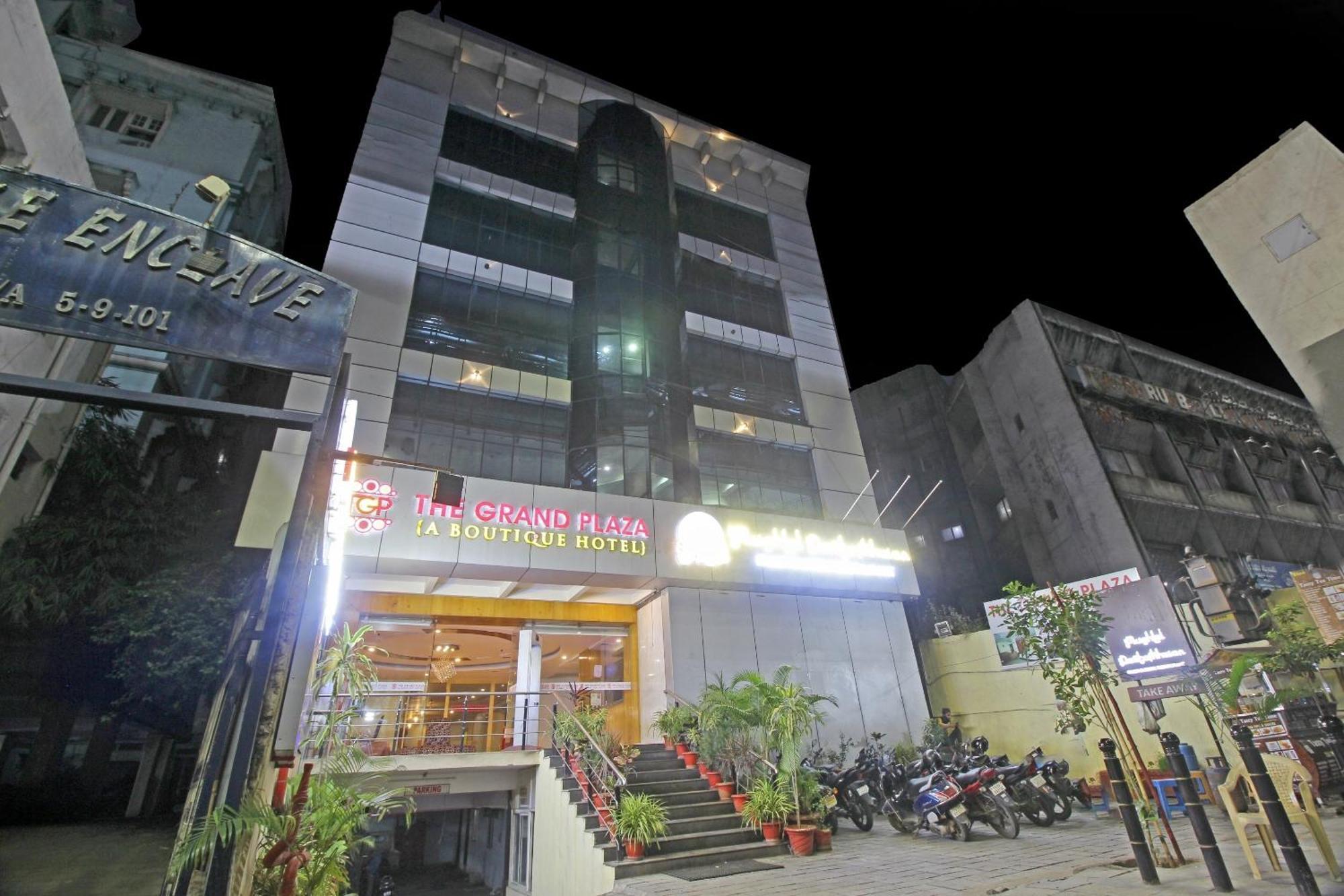 Hotel Townhouse The Grand Plaza Hyderabad Esterno foto